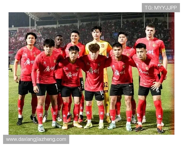 广州篮球队运营革新探索：提升品牌价值与球迷体验的新路径